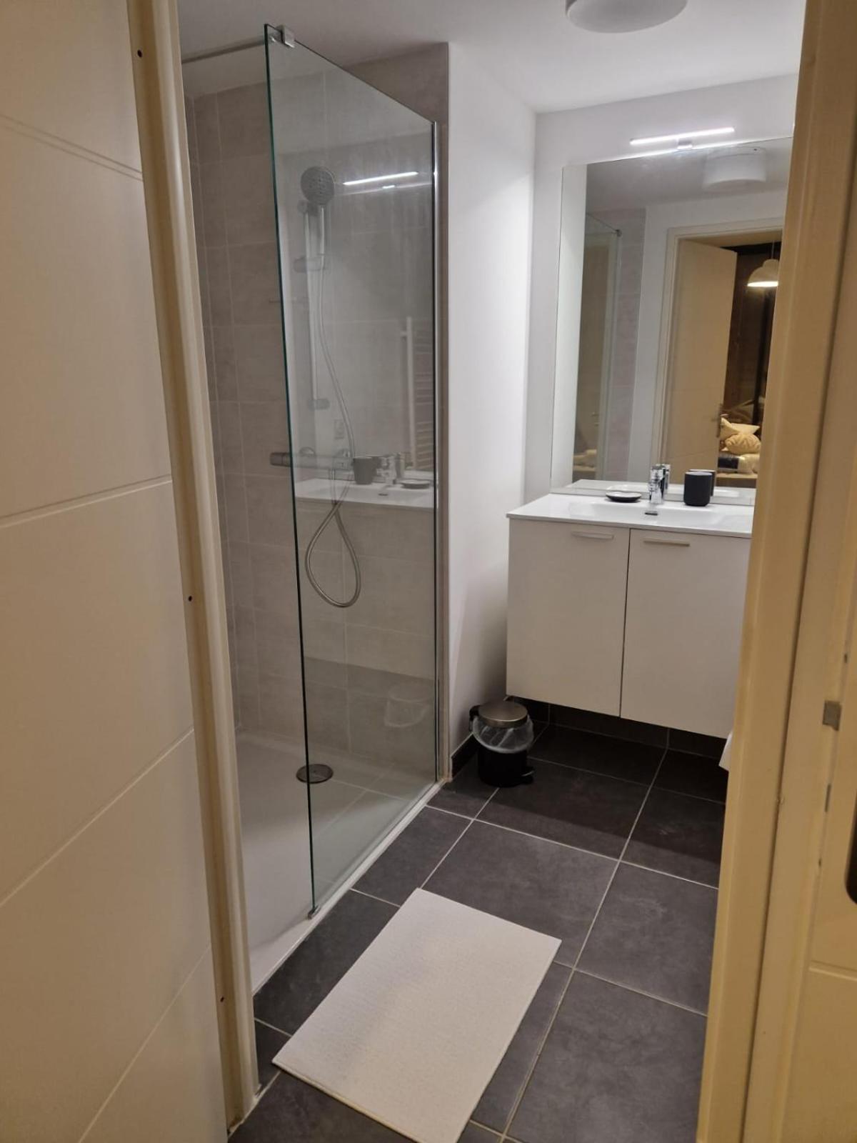 Appartement Bormes Eksteriør billede