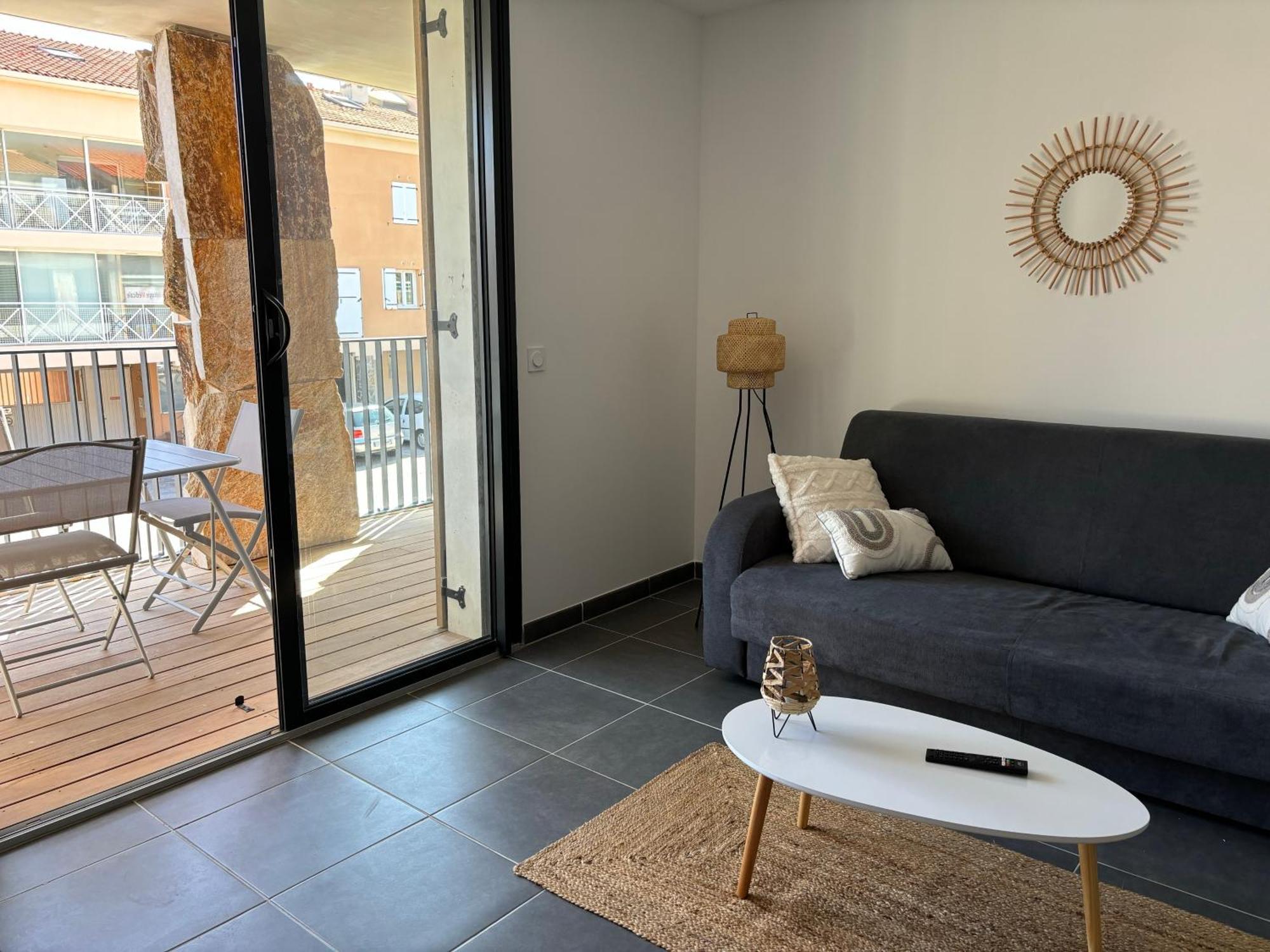 Appartement Bormes Eksteriør billede