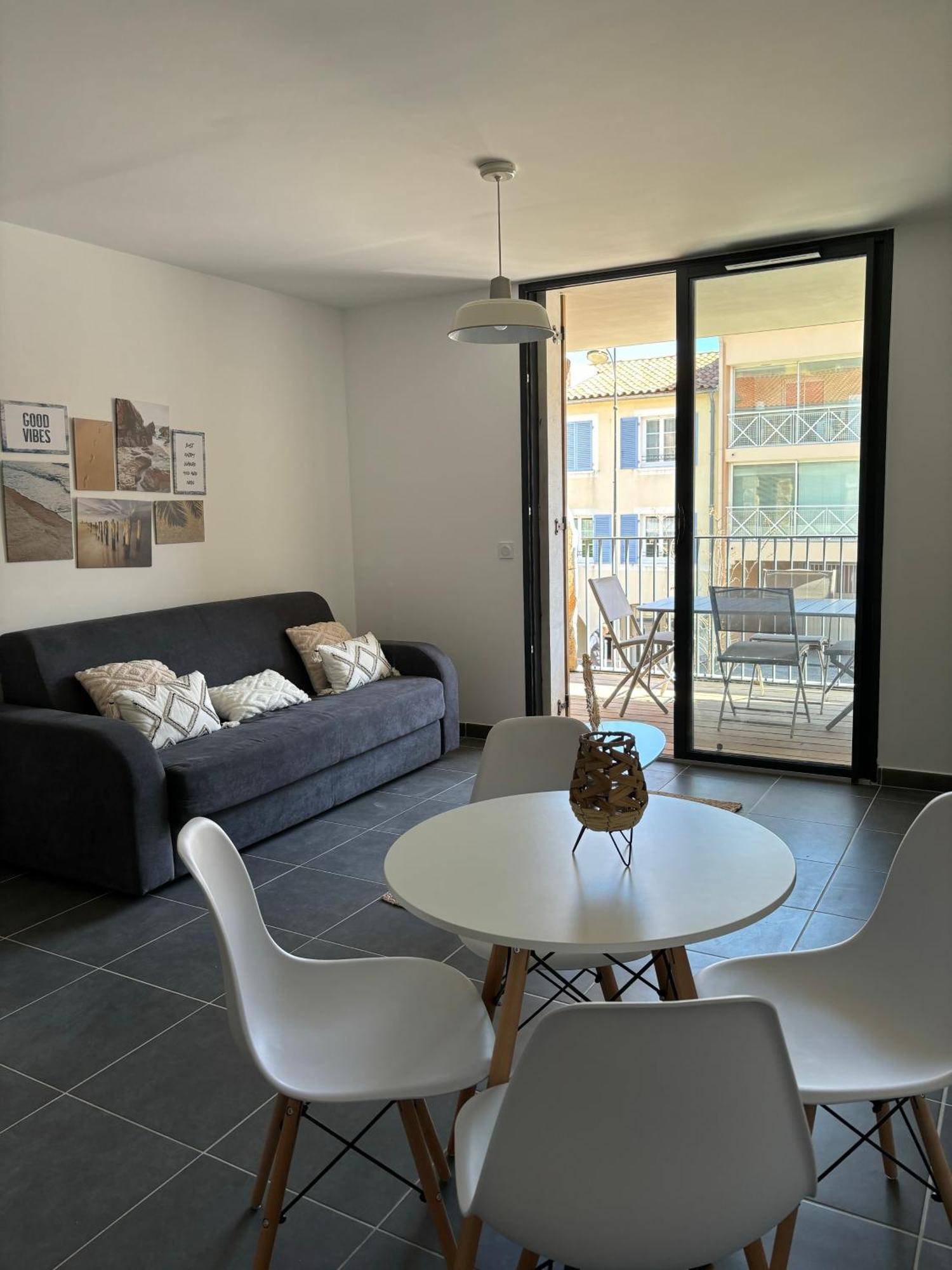 Appartement Bormes Eksteriør billede
