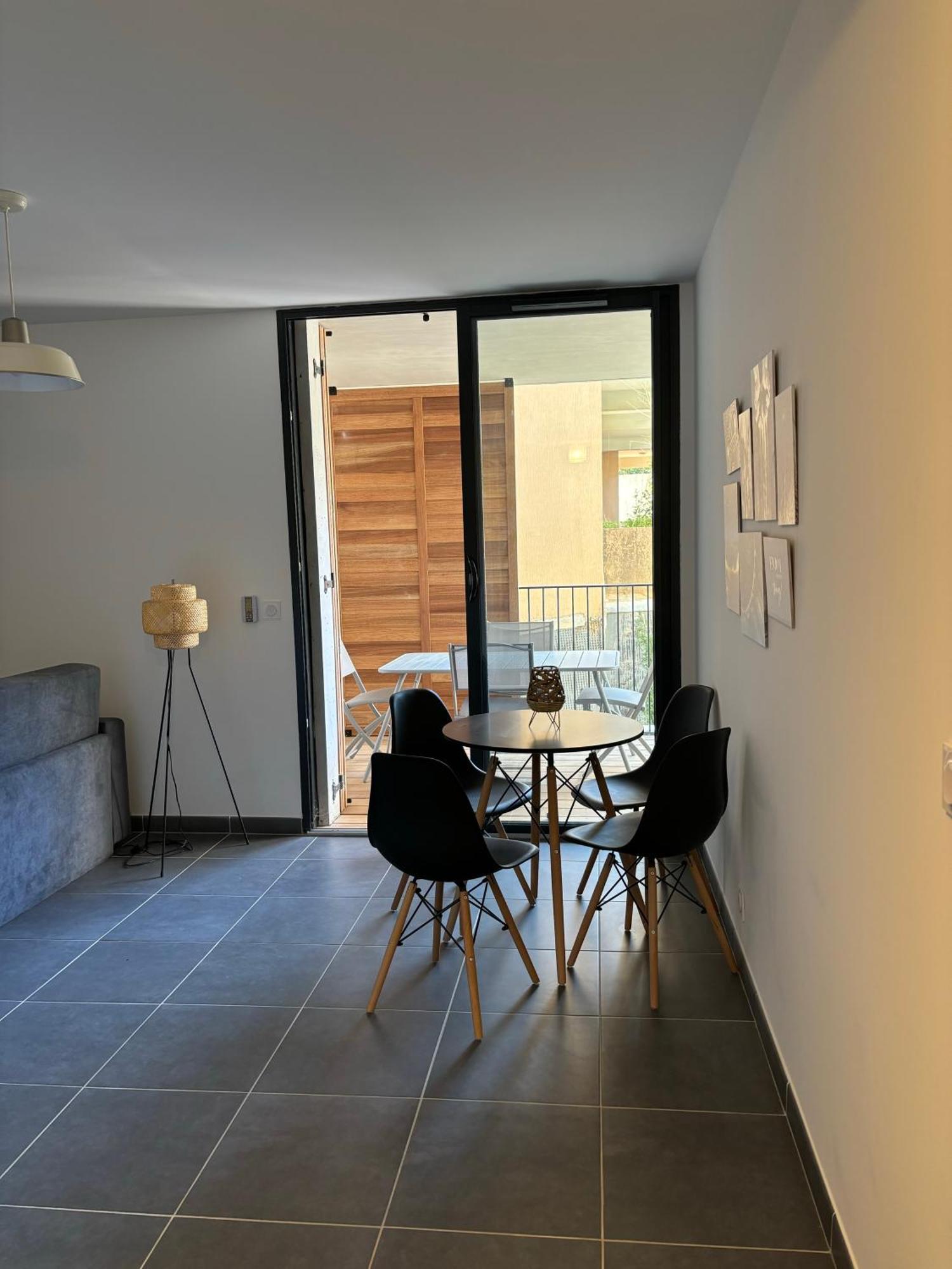 Appartement Bormes Eksteriør billede