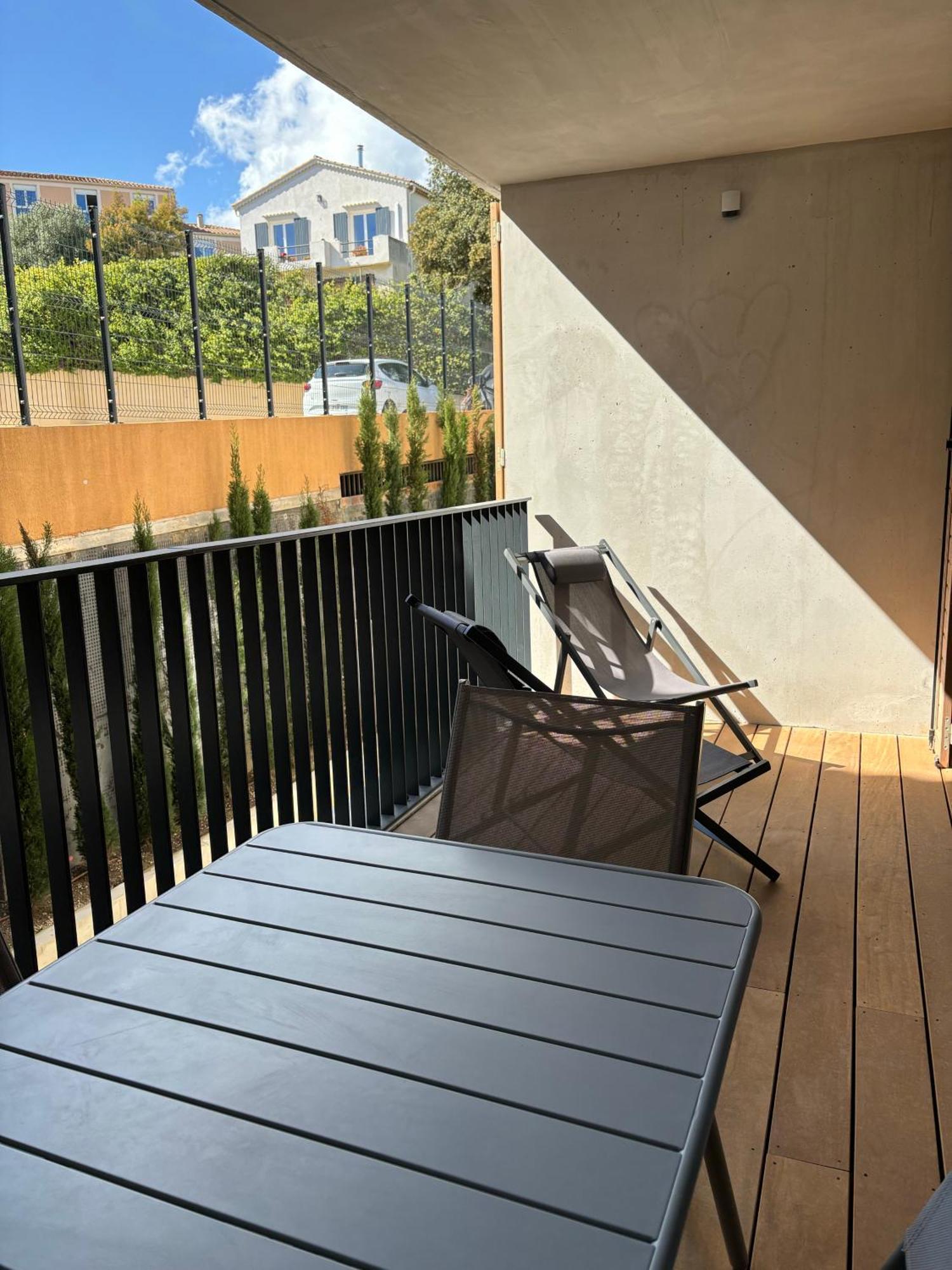 Appartement Bormes Eksteriør billede