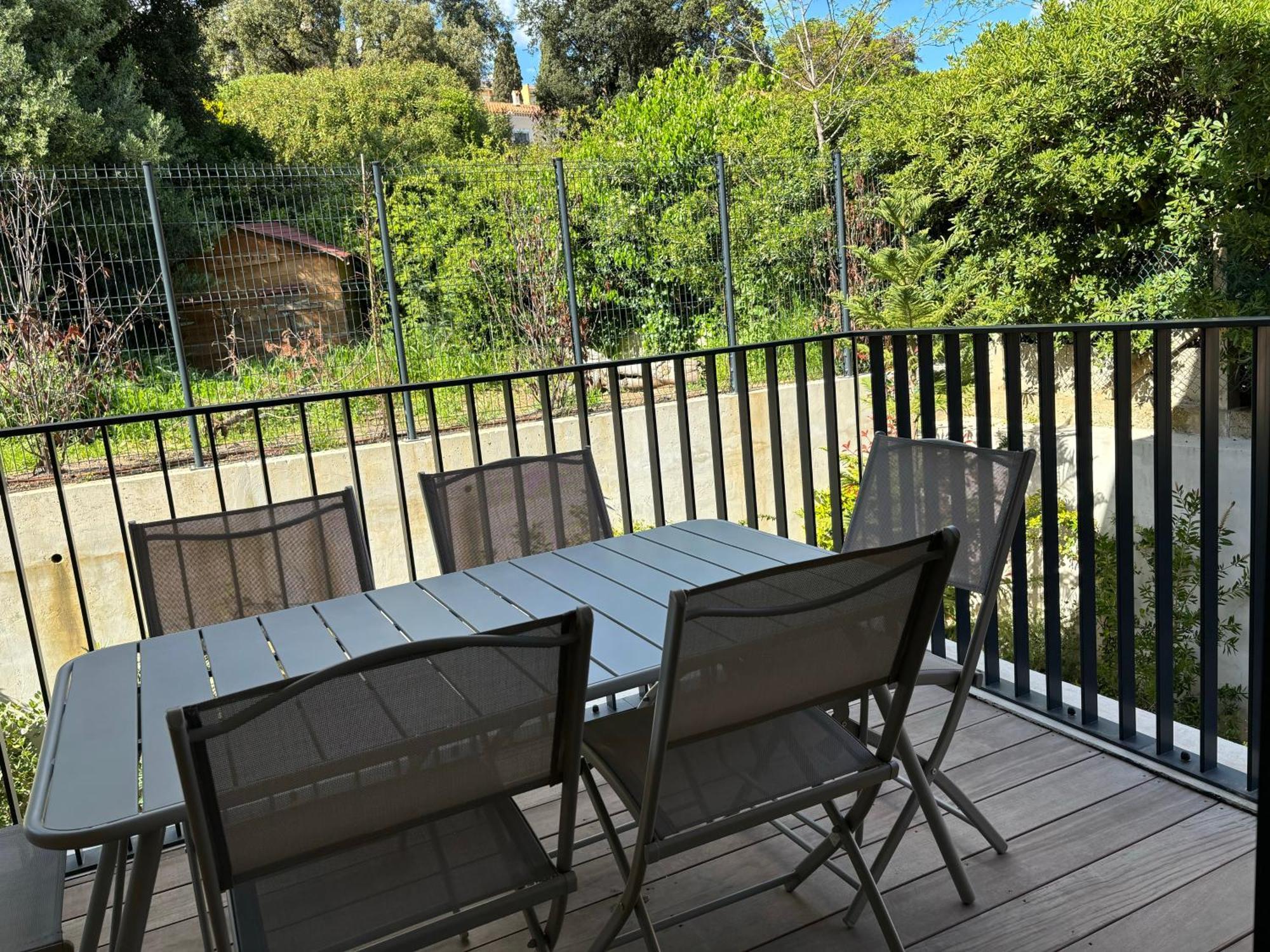 Appartement Bormes Eksteriør billede